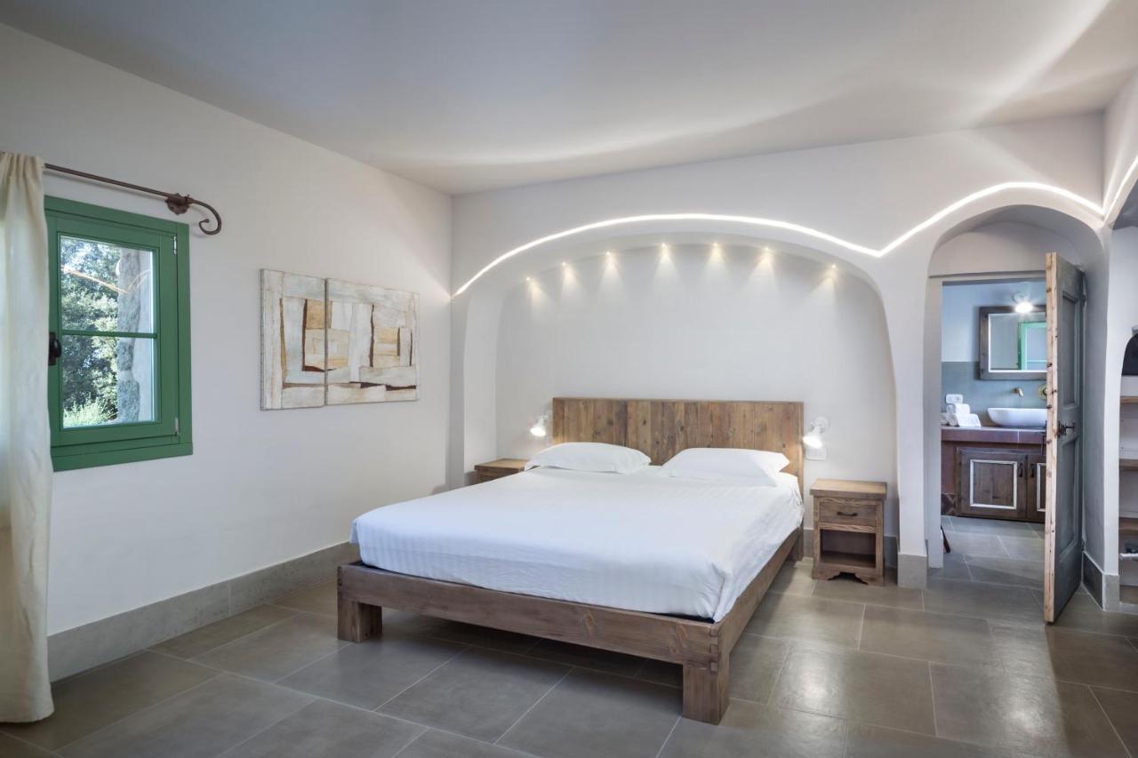 Gallicantu Stazzo Retreat Luogosanto Kültér fotó